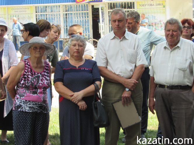 Новини Козятина - фото з Фото та відеорепортаж: в Козятині з'явився «Чорний тюльпан» Фото та відеорепортаж: в Козятині з'явився «Чорний тюльпан», фото №11 на сайті 20minut.ua