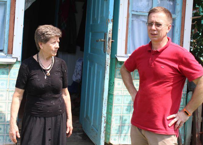 Новини Вінниці - фото з «А тепер керуйте, офіцери!» Військові зібрали дітей у… безлюдному селі «А тепер керуйте, офіцери!» Військові зібрали дітей у… безлюдному селі, фото №3 на сайті 20minut.ua