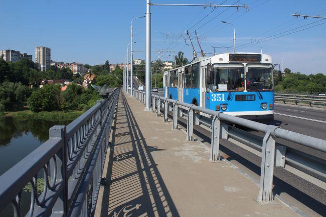 Новини Вінниці - фото з Мерія хоче стягнути 2,5 мільйона гривень з підрядника ремонту Київського мосту Мерія хоче стягнути 2,5 мільйона гривень з підрядника ремонту Київського мосту, фото №3 на сайті 20minut.ua