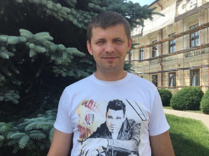 Новини Хмельницького - фото з Обурені водії швидких із бунтом прийшли до Хмельницької облради. Чому і для чого