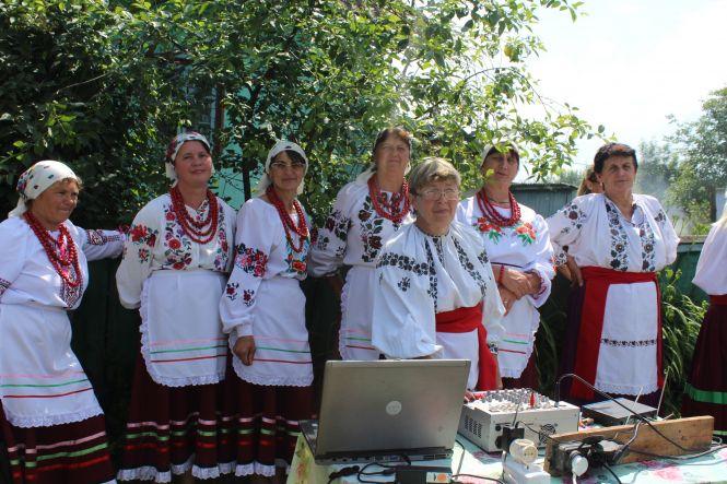 Новини Вінниці - фото з «А тепер керуйте, офіцери!» Військові зібрали дітей у… безлюдному селі «А тепер керуйте, офіцери!» Військові зібрали дітей у… безлюдному селі, фото №13 на сайті 20minut.ua