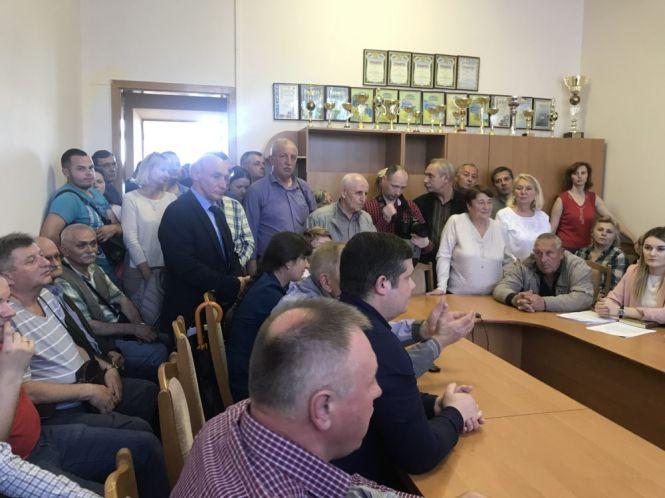 Новини Тернополя - фото з Кому в результаті протистоянь віддали гаражі на «Алясці»? (прес-служба) Кому в результаті протистоянь віддали гаражі на «Алясці»? (прес-служба), фото №1 на сайті 20minut.ua