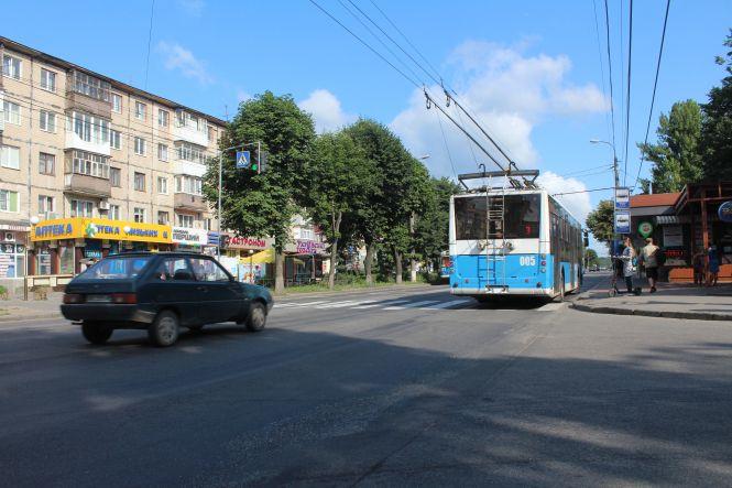 Працює 50 на 50. Пішоходи та водії скаржаться на «зелену хвилю» у Вінниці, фото №6 на сайті 20minut.ua