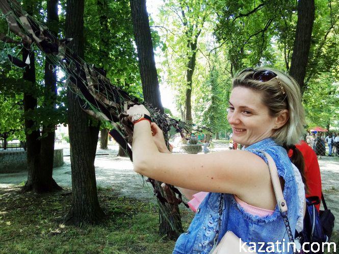 На Дні молоді вчилися розписувати печиво та перевіряли знання Конституції, фото №13 на сайті 20minut.ua