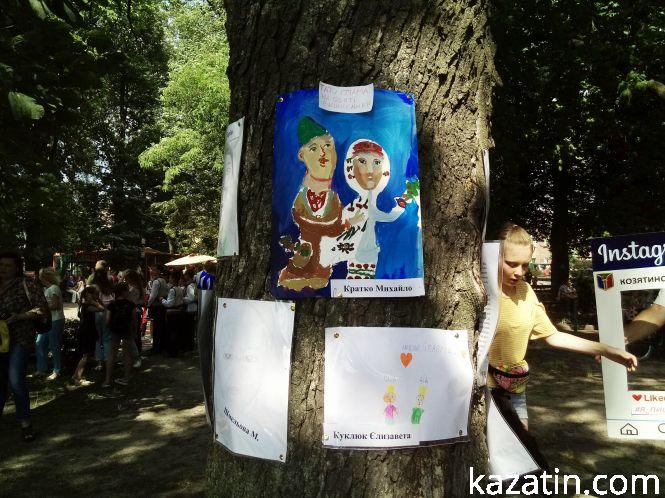 На Дні молоді вчилися розписувати печиво та перевіряли знання Конституції, фото №15 на сайті 20minut.ua