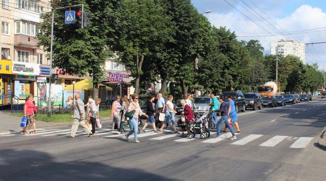 Працює 50 на 50. Пішоходи та водії скаржаться на «зелену хвилю» у Вінниці, фото №3 на сайті 20minut.ua