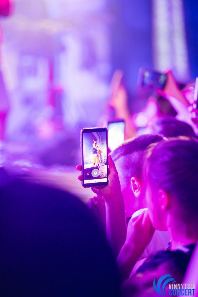 Новини Вінниці - фото з «Нема сил? Навалюй баси!» DILEMMA у Вінниці розказали, чому Україні варто брати приклад з Південної Кореї «Нема сил? Навалюй баси!» DILEMMA у Вінниці розказали, чому Україні варто брати приклад з Південної Кореї, фото №27 на сайті 20minut.ua