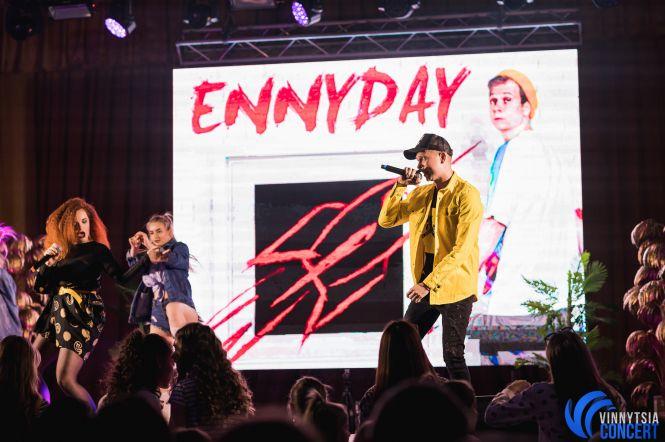 Новини Вінниці - фото з «Нема сил? Навалюй баси!» DILEMMA у Вінниці розказали, чому Україні варто брати приклад з Південної Кореї «Нема сил? Навалюй баси!» DILEMMA у Вінниці розказали, чому Україні варто брати приклад з Південної Кореї, фото №8 на сайті 20minut.ua