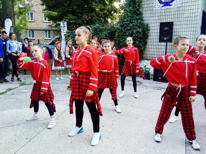 Добрі серця: 14296 гривень і 5 доларів зібрали для сім’ї Монастирських, фото №2 на сайті 20minut.ua