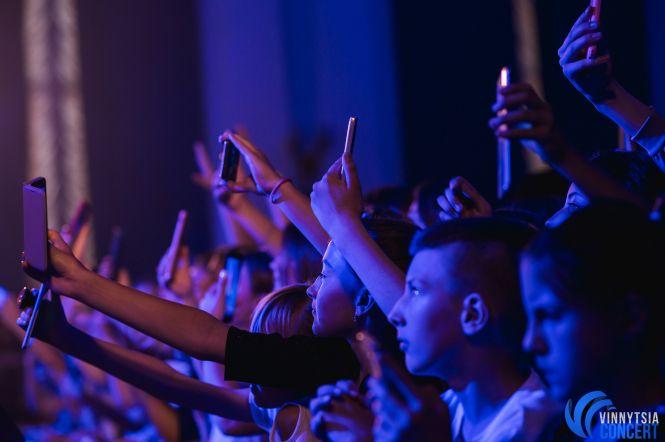 Новини Вінниці - фото з «Нема сил? Навалюй баси!» DILEMMA у Вінниці розказали, чому Україні варто брати приклад з Південної Кореї «Нема сил? Навалюй баси!» DILEMMA у Вінниці розказали, чому Україні варто брати приклад з Південної Кореї, фото №10 на сайті 20minut.ua