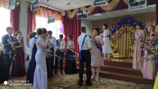 Козятинські випускники: підбірка яскравих фото з соцмереж, фото №4 на сайті 20minut.ua