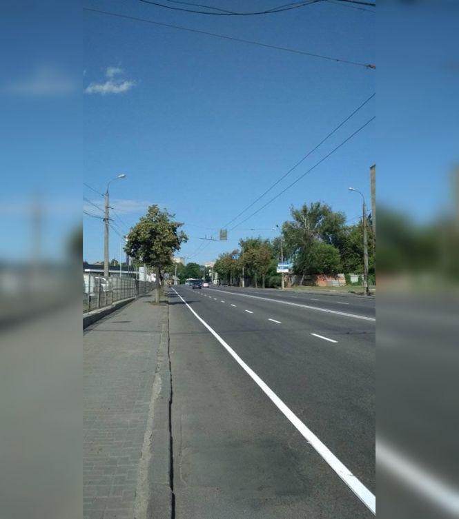 Новини Вінниці - фото з «Лікуємо вулицю від аварійності» На Лебединського звузили дорогу на 1 метр «Лікуємо вулицю від аварійності» На Лебединського звузили дорогу на 1 метр, фото №1 на сайті 20minut.ua