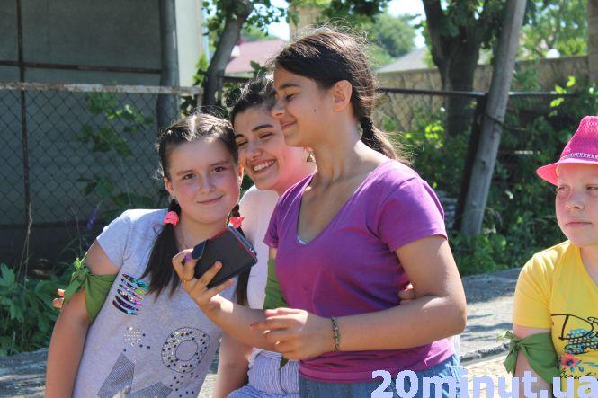 Новини Тернополя - фото з У селах біля Тернополя стартував безкоштовний мовний табір. Ще можна долучитись У селах біля Тернополя стартував безкоштовний мовний табір. Ще можна долучитись, фото №3 на сайті 20minut.ua