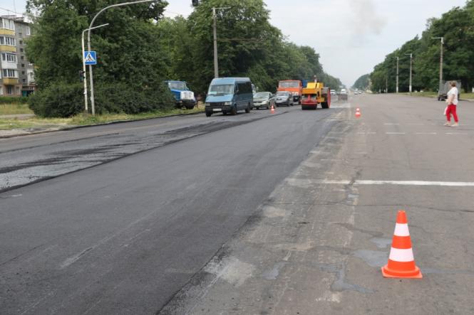 У Житомирі продовжують ремонтувати дороги, фото №6 на сайті 20minut.ua