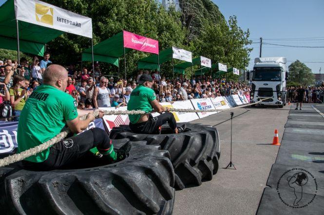 Новини Вінниці - фото з Тягнули вантажівку і піднімали 150-кілограмові колоди! Вінницькі атлети перемогли у Києві та Хмельницькому Тягнули вантажівку і піднімали 150-кілограмові колоди! Вінницькі атлети перемогли у Києві та Хмельницькому, фото №3 на сайті 20minut.ua