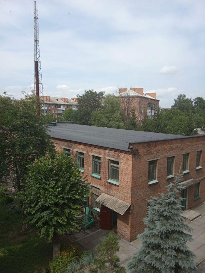 Новини Козятина - фото з Фото дня: у козятинській ЦРЛ завершено поточний ремонт покрівлі харчоблоку Фото дня: у козятинській ЦРЛ завершено поточний ремонт покрівлі харчоблоку, фото №3 на сайті 20minut.ua