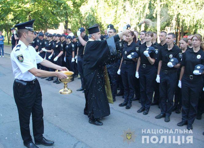 У Житомирі на вірність Українському народові присягнули поліцейські з 10 областей України, фото №2 на сайті 20minut.ua