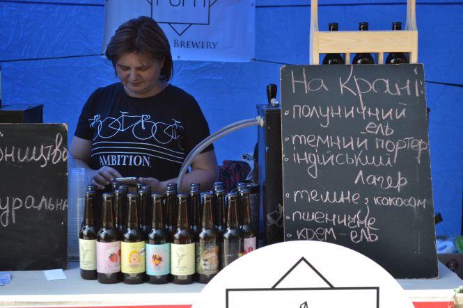 Новини Вінниці - фото з Що по чому? На Вишенському озері проходить другий день Food Fest Що по чому? На Вишенському озері проходить другий день Food Fest, фото №14 на сайті 20minut.ua