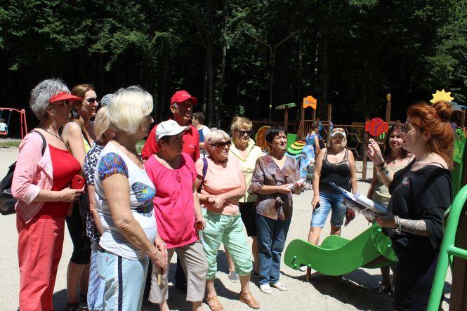 Новини Вінниці - фото з Для відвідувачів Терцентру провели англомовний квест «Nature Trails» Для відвідувачів Терцентру провели англомовний квест «Nature Trails», фото №2 на сайті 20minut.ua