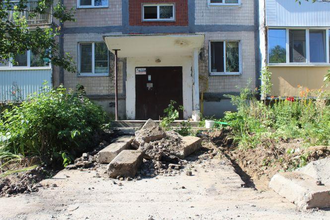 На ремонт дворів дають 26 мільйонів гривень з міського бюджету. Що за ці гроші роблять?, фото №6 на сайті 20minut.ua
