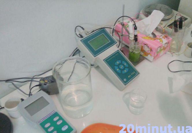 Новини Тернополя - фото з Чи безпечно їсти ранні кавуни та дині з тернопільського ринку Чи безпечно їсти ранні кавуни та дині з тернопільського ринку, фото №3 на сайті 20minut.ua