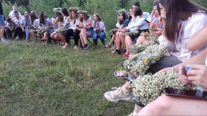 Новини Тернополя - фото з Свято Івана Купала на Тернопільщині зустріли діти з Попасної Свято Івана Купала на Тернопільщині зустріли діти з Попасної, фото №1 на сайті 20minut.ua