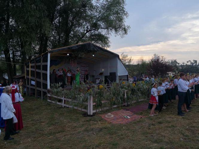 Народний фоторепортаж гуляння у Журбинцях на Івана Купала, фото №2 на сайті 20minut.ua