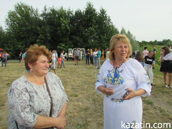 Вогняне Купала на Талимонівці: випускниця обпекла руку, фото №2 на сайті 20minut.ua