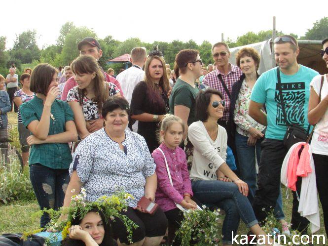 Вогняне Купала на Талимонівці: випускниця обпекла руку, фото №10 на сайті 20minut.ua