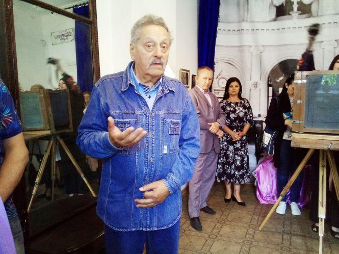 Новини Козятина - фото з На ювілей музею завітав син режисера «За двома зайцями» На ювілей музею завітав син режисера «За двома зайцями», фото №4 на сайті 20minut.ua