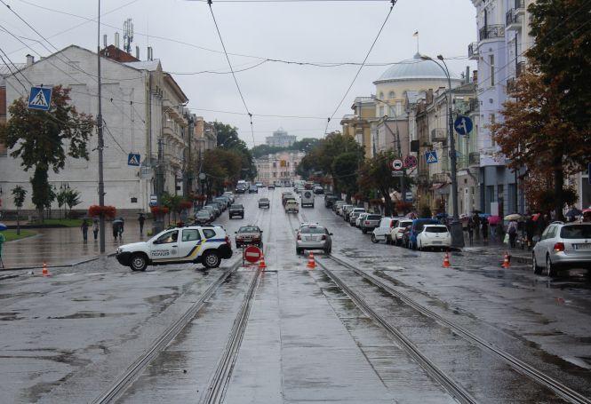 Новини Вінниці - фото з Соборна без трамваїв. Що там роблять і як їздить транспорт? Соборна без трамваїв. Що там роблять і як їздить транспорт?, фото №1 на сайті 20minut.ua