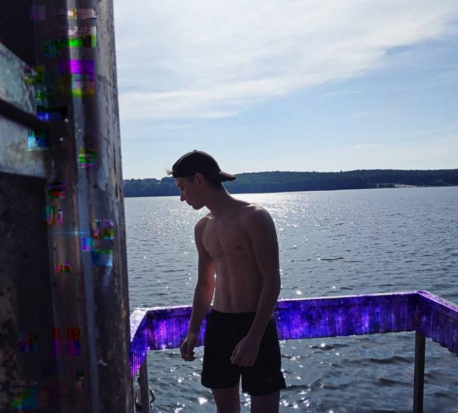 М'язи і кубики: ТОП-10 фото, які опублікували в Instagram тернопільські чоловіки (шукайте своє), фото №5 на сайті 20minut.ua