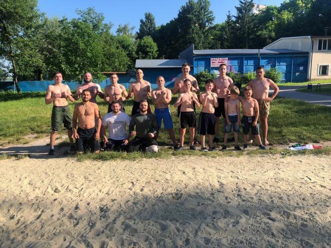 М'язи і кубики: ТОП-10 фото, які опублікували в Instagram тернопільські чоловіки (шукайте своє), фото №1 на сайті 20minut.ua