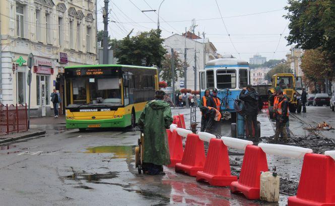 Новини Вінниці - фото з Соборна без трамваїв. Що там роблять і як їздить транспорт? Соборна без трамваїв. Що там роблять і як їздить транспорт?, фото №9 на сайті 20minut.ua