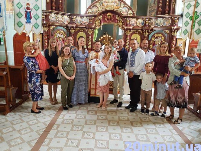Новини Тернополя - фото з «Перших діток випросили у Бога, інших він подарував: за три роки народила четверо дітей