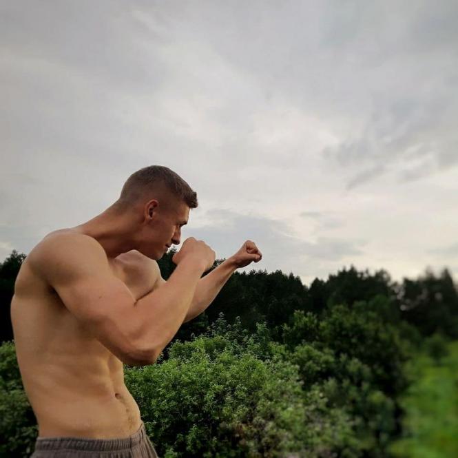 М'язи і кубики: ТОП-10 фото, які опублікували в Instagram тернопільські чоловіки (шукайте своє), фото №9 на сайті 20minut.ua