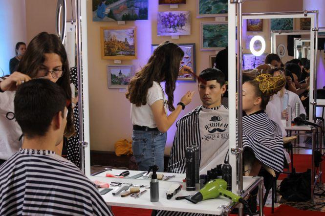 Бум краси у Кам’янці: як проходять змагання майстрів б’юті сфери (Фото і Відео), фото №9 на сайті 20minut.ua