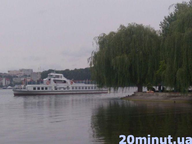 Чи безпечні нові катамарани на Острівці кохання, фото №2 на сайті 20minut.ua