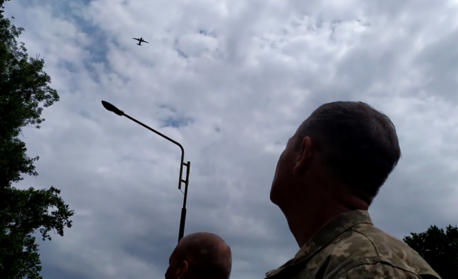 Вшанували пам'ять льотчиків Майбороди та Шкарбуна, які загинули 5 років тому, фото №1 на сайті 20minut.ua