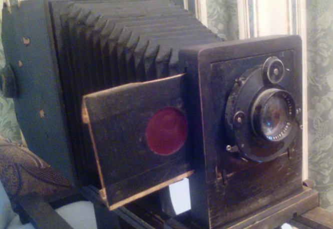 Новини Тернополя - фото з Старовинний фотоапарат та рушниця за 77 тис грн: що продають тернополяни в інтернеті Старовинний фотоапарат та рушниця за 77 тис грн: що продають тернополяни в інтернеті, фото №5 на сайті 20minut.ua