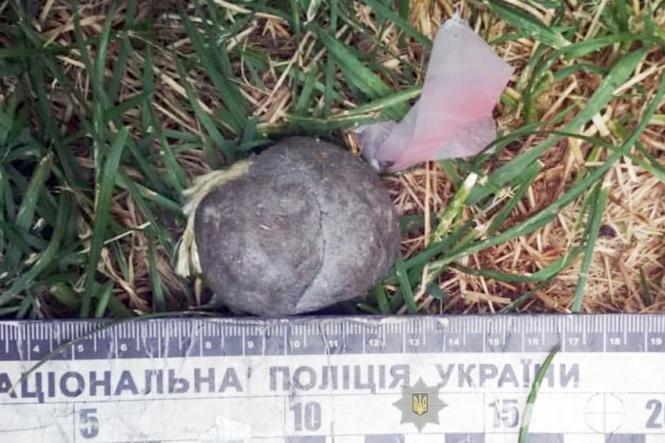 Новини Кам'янця-Подільського - фото з У Кам’янці затримали тернополянина з вибухівкою та боєприпасами У Кам’янці затримали тернополянина з вибухівкою та боєприпасами, фото №2 на сайті 20minut.ua