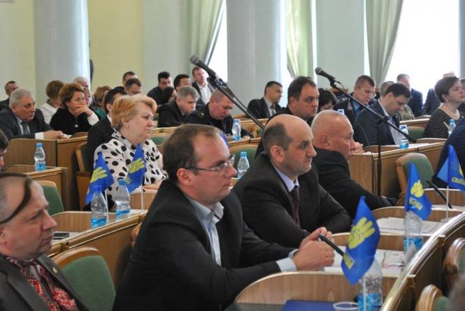 Новини Хмельницького - фото з Іван Гончар: Люди втомилися від політичних ігор (прес-служба Івана Гончара) Іван Гончар: Люди втомилися від політичних ігор (прес-служба Івана Гончара), фото №3 на сайті vsim.ua