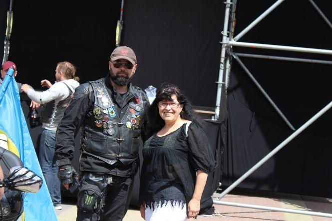 Новини Тернополя - фото з Чому на Театралці зібралися байкери та задля чого вони проїдуть понад 3 тис км Чому на Театралці зібралися байкери та задля чого вони проїдуть понад 3 тис км, фото №5 на сайті 20minut.ua