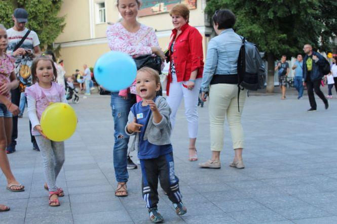 Житомиряни підтримали акцію «Мова об’єднує», фото №1 на сайті 20minut.ua