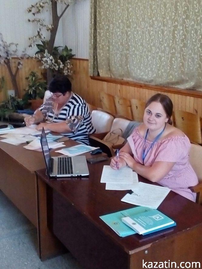 Як голосували в селі Козятин.  Фоторепортаж з виборчої дільниці, фото №12 на сайті 20minut.ua