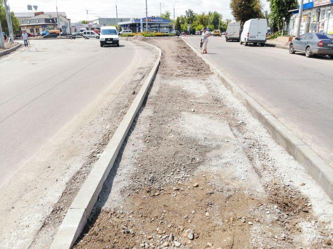Ремонт вулиці Пирогова: оновлюють ділянку від малого містка до Гніванського шосе, фото №5 на сайті 20minut.ua