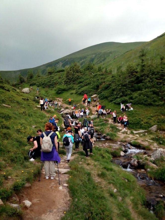 Новини Тернополя - фото з Масаж на Говерлі: як тернополянка встановила рекорд України Масаж на Говерлі: як тернополянка встановила рекорд України, фото №4 на сайті 20minut.ua