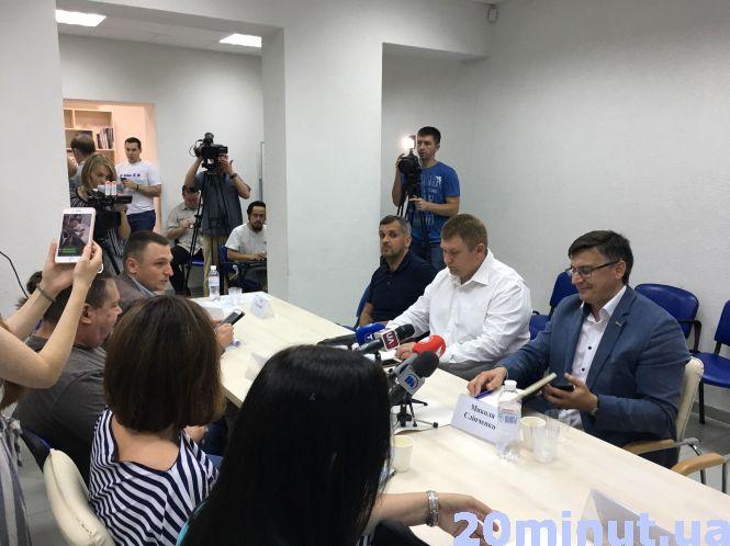 Новини Тернополя - фото з Парламентські вибори на Тернопільщині: чи є уже перші порушення Парламентські вибори на Тернопільщині: чи є уже перші порушення, фото №1 на сайті 20minut.ua