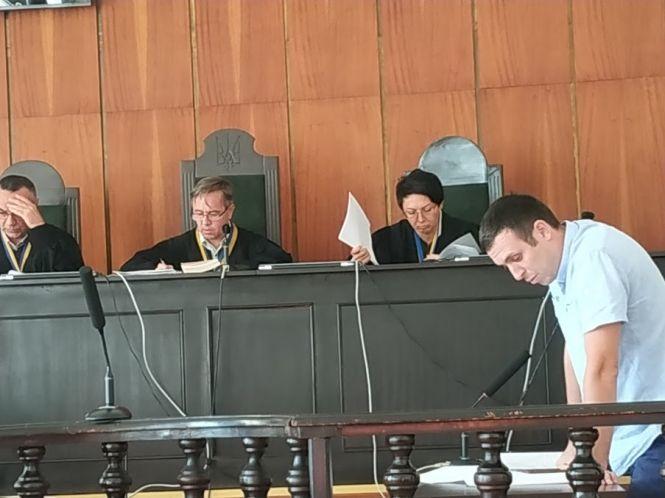 Новини Вінниці - фото з Хлопців, що хотіли вбити тренера з бодібілдингу, не випустять з СІЗО. Звідки в них зброя? Хлопців, що хотіли вбити тренера з бодібілдингу, не випустять з СІЗО. Звідки в них зброя?, фото №2 на сайті 20minut.ua