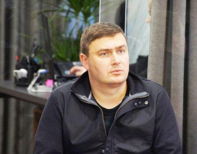 Новини Житомира - фото з Як на житомирських дорогах розіграли третину мільярда під «свого» Як на житомирських дорогах розіграли третину мільярда під «свого», фото №13 на сайті 20minut.ua
